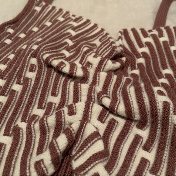 Ruched knit cropped spaghetti strap sweater top - medium - Picture 5 of 7